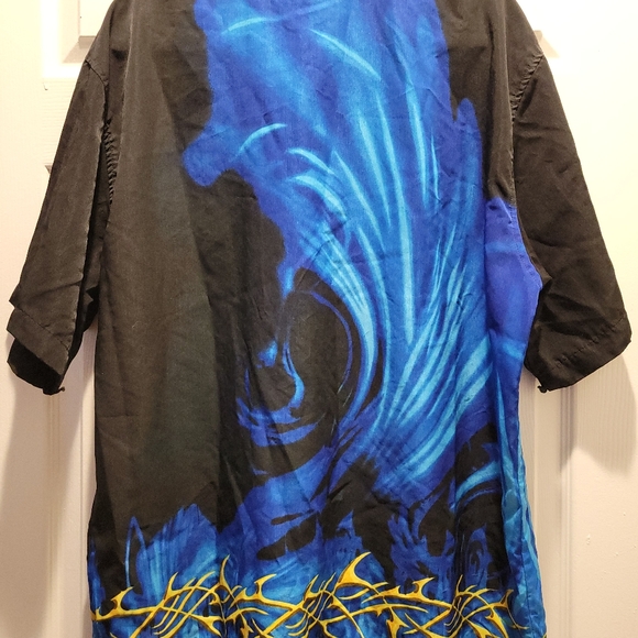 XL Men's Chinese dragon button-down shirt - Picture 3 of 3